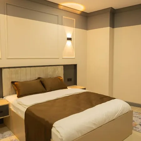 Night & 3* Cekme