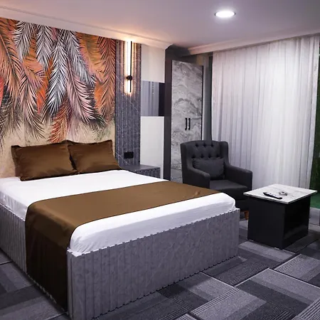 Night & Hotel 3*